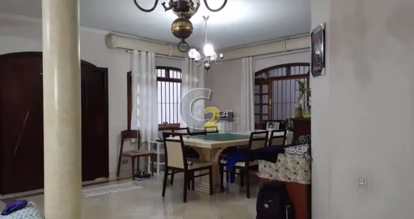 Casa de vila para venda nas Perdizes com 4 quartos