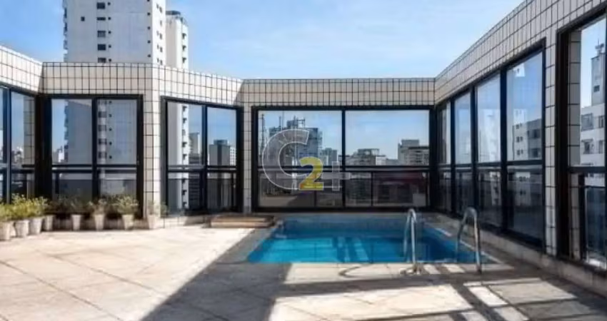 Cobertura duplex à venda em Higienópolis com 2 suítes e 3 vagas