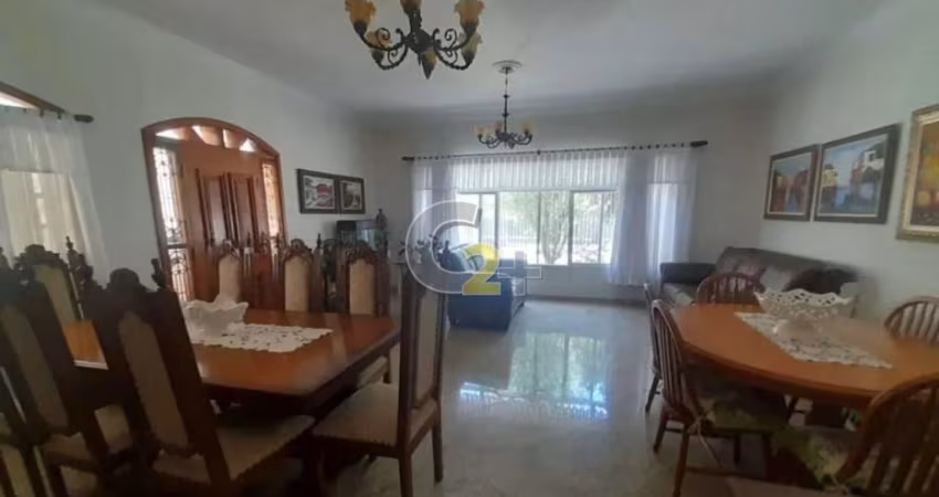CASA PADRÃO - VENDA - VILA ROMANA - 5 DORMITÓRIOS - 2 SUÍTES - 4 VAGAS