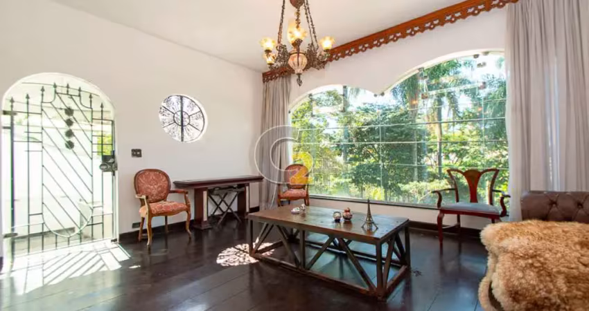 Casa à venda na vila romana com 5 quartos, sendo 1 suíte e 4 vagas