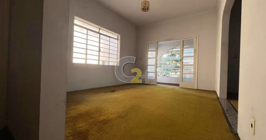 Sobrado à venda na Vila Romana com 3 quartos, 1 suíte, 2 vagas de garagem