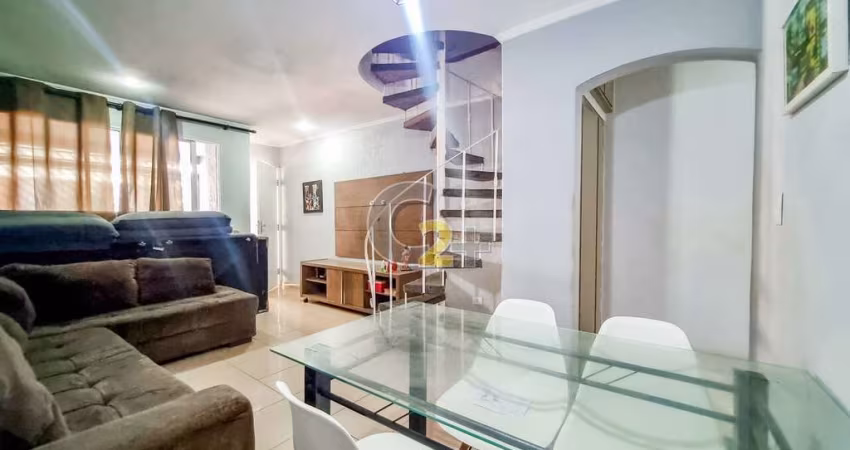 Casa Sobrado à venda na Lapa com 3 quartos, sendo 1 suíte e 1 vaga