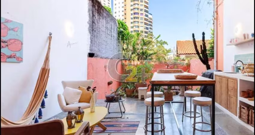 Sobrado, venda, Alto de Pinheiros, 4 quartos, 3 suites, 2 vagas de garagem.