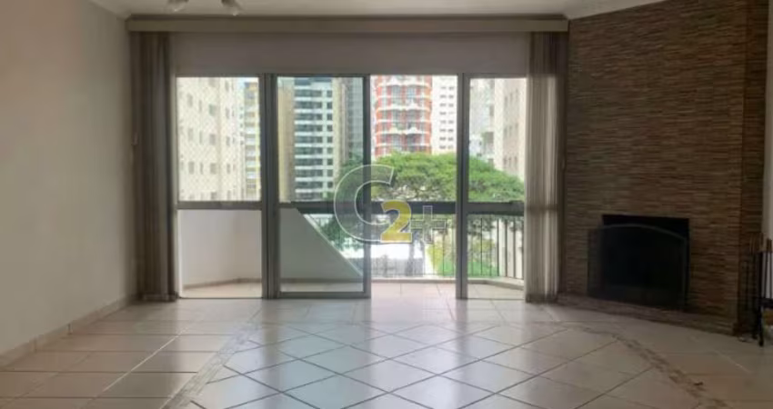 Apartamento à venda em Pinheiros com 4 quartos, sendo 1 suíte e 2 vagas