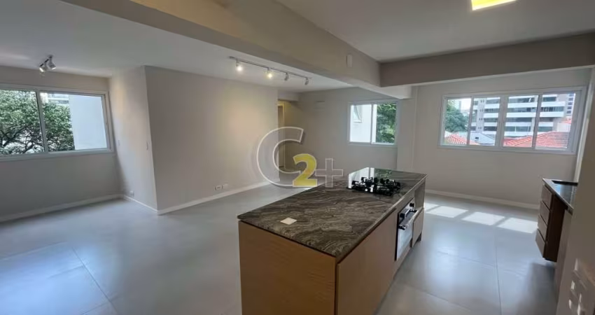 Apartamento à venda em Moema com 2 quartos e 1 vaga de garagem