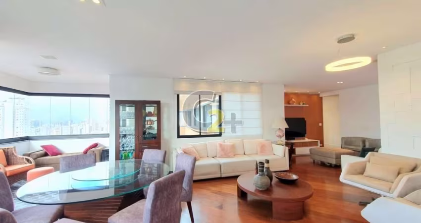 Apartamento á venda na Vila Romana, 4 quartos, 1 suíte, 3 vagas de garagem.