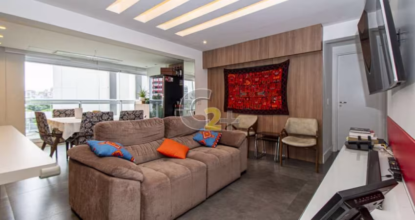 Apartamento à venda com 2 quartos sendo 1 suíte, 2 vagas de garagem