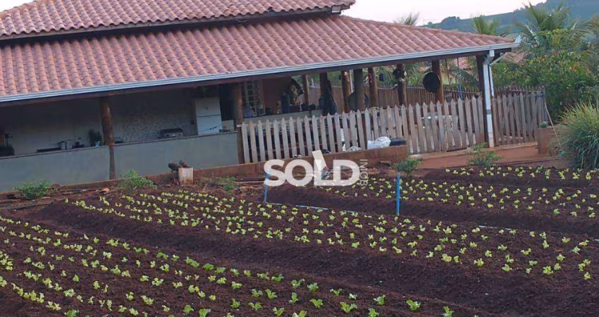 Chácara com 3 dormitórios à venda, 10000 m² por R$ 0,01 - Zona Rural - Patrocínio Paulista/SP