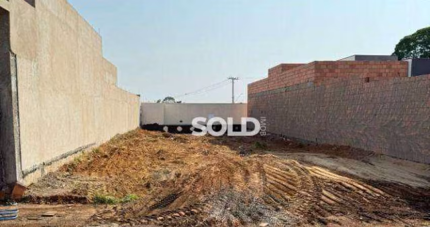 Terreno à venda, 300 m², plaino , fechado dos 3 lados , desmembra por R$ 290.000,00 - Jardim Três Colinas - Franca/SP