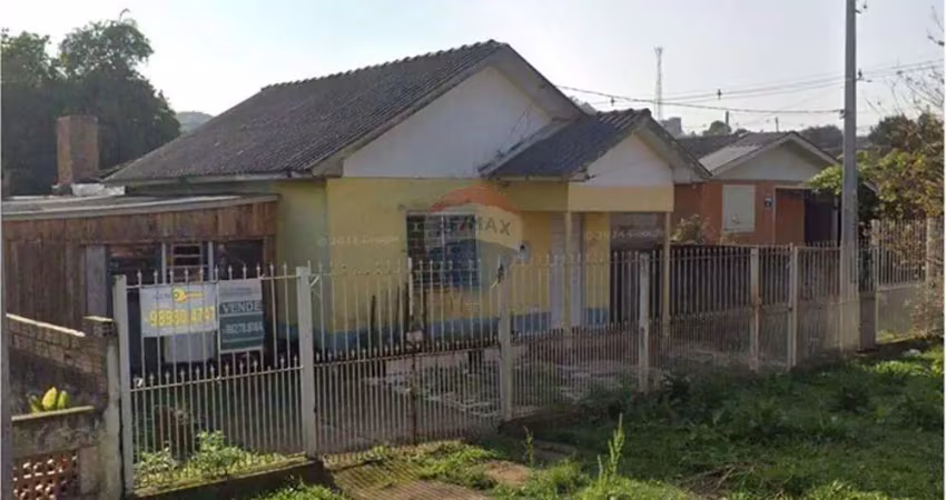 Casa com 2 quartos à venda na Rua Estácio de Sá, 357, Vila Vista Alegre, Cachoeirinha