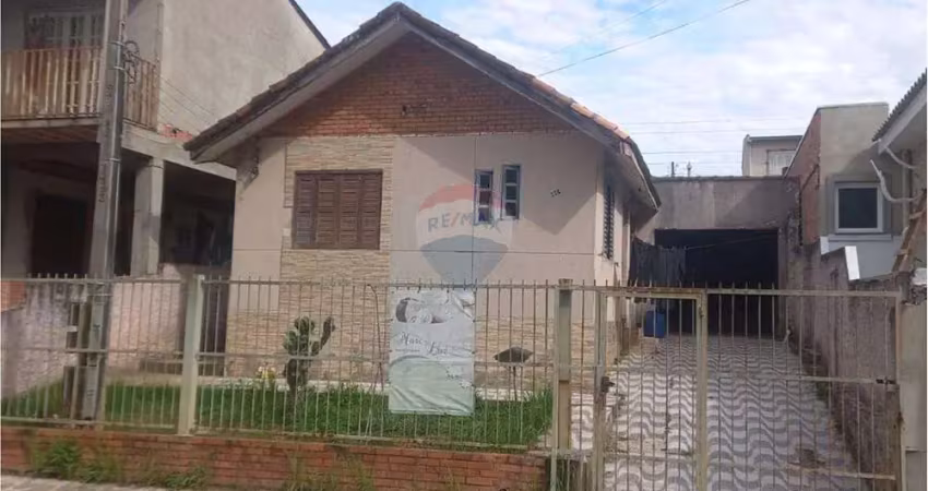 Casa com 3 quartos à venda na Rua Pedro Hulman, 224, COHAB, Cachoeirinha