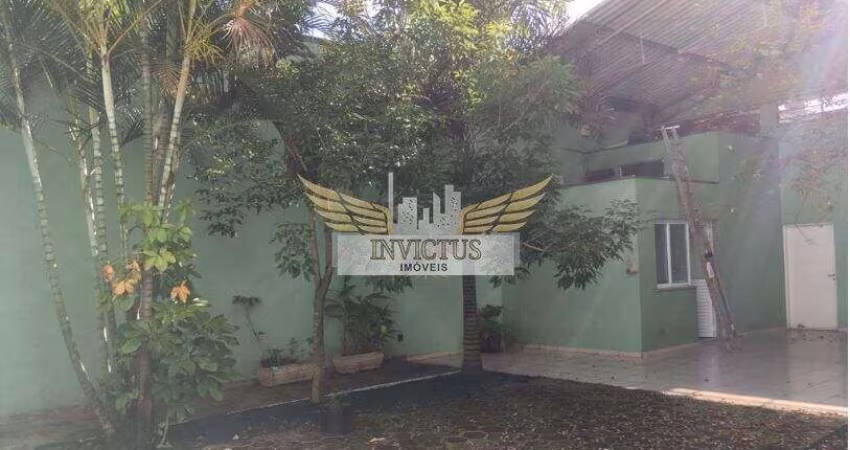 Casa Térrea com 3 Quartos para Alugar, 299m² - Vila Vilma, Santo André/SP.