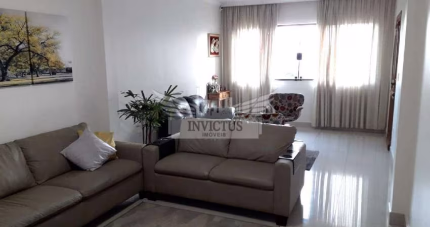 Casa Térrea com 3 Quartos para Comprar, 198m² - Vila Palmares, Santo André/SP.