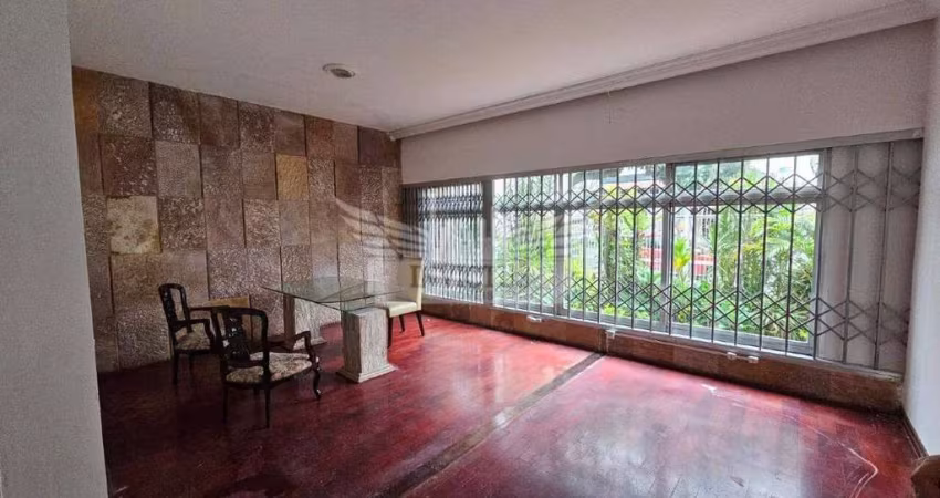 Casa Térrea com 3 Dormitórios à Venda, 212m² - Osvaldo Cruz, São Caetano do Sul/SP.