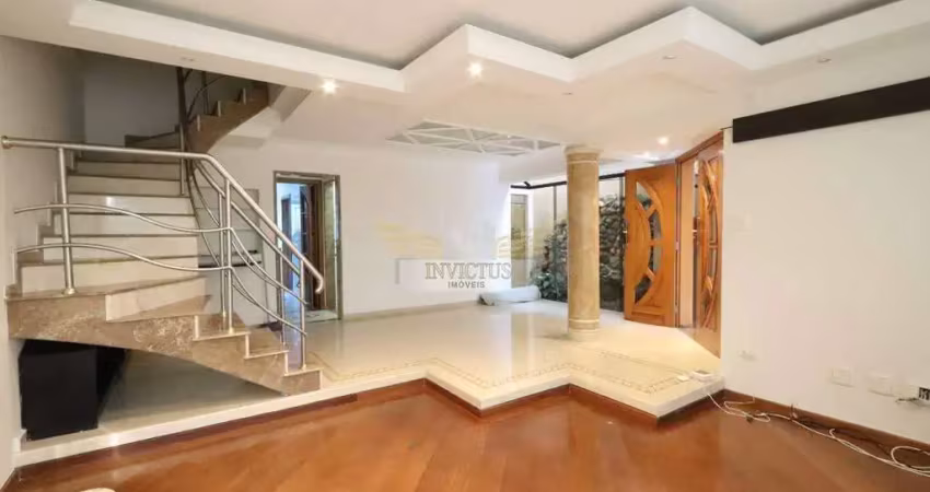 Sobrado com 3 Quartos para Alugar, 245m² - Bairro Jardim, Santo André/SP.