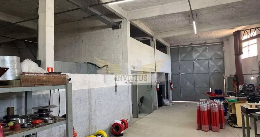 Galpão Comercial/Industrial para Comprar, 670m² - Jardim Esperança, Mauá/SP.