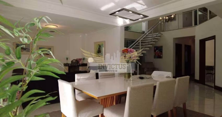 Sobrado com 3 Quartos para Alugar, 360m² - Bairro Jardim, Santo André/SP.