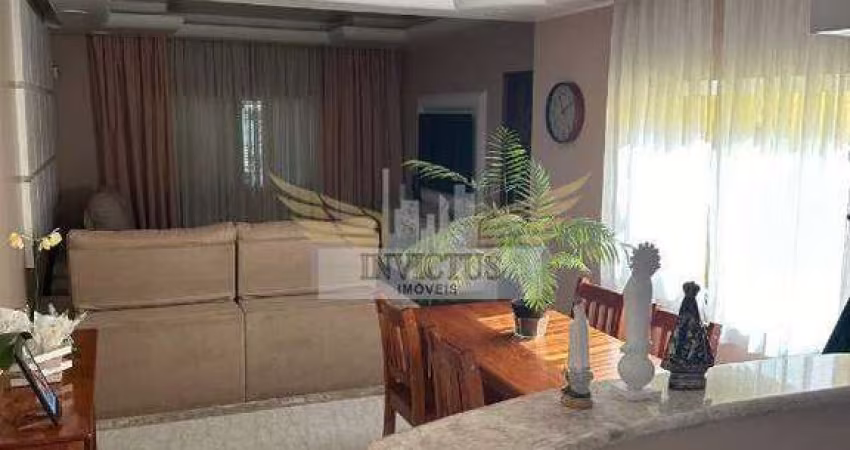 Sobrado com 3 Quartos para Comprar, 343m² - Parque São Vicente, Mauá/SP.