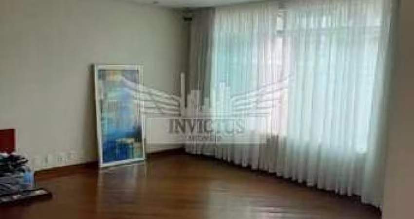 Sobrado Comercial de Esquina com 3 Quartos para Alugar, 175m² - Bairro Jardim, Santo André/SP.