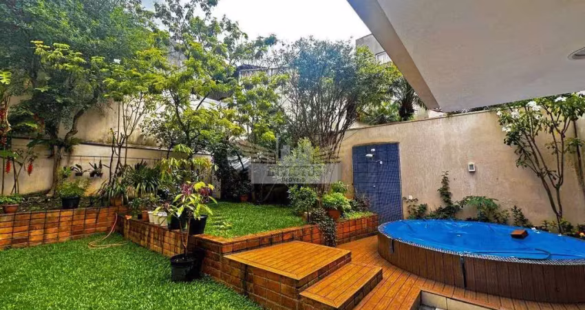 Sobrado com 3 Suítes para Comprar, 412m² - Vila Bastos, Santo André/SP.