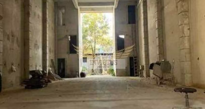Galpão Comercial para Alugar, 600m² - Bairro Campestre, Santo André/SP.