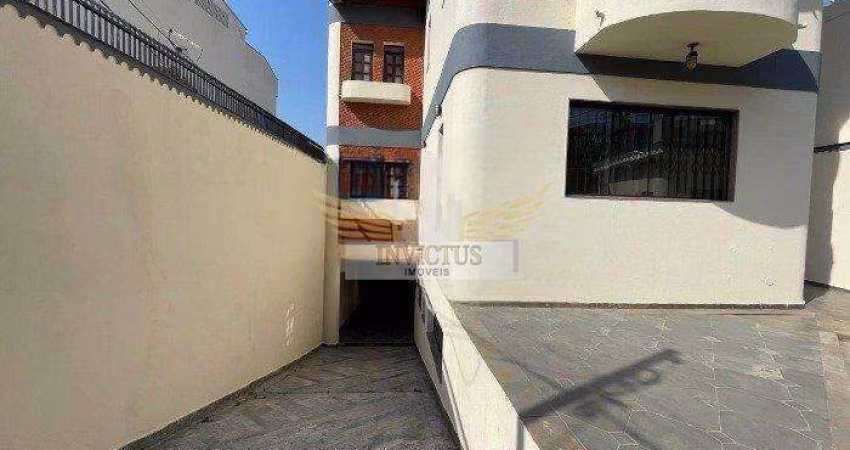 Sobrado com 3 Quartos para Alugar, 324m² - Vila Alpina, Santo André/SP.