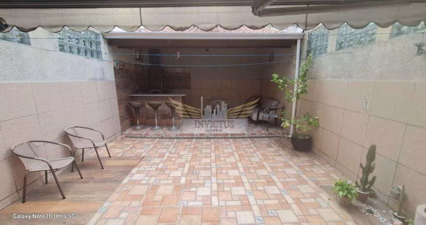 Sobrado com 3 Quartos para Comprar, 200m², Bairro Campestre - Santo André/SP.