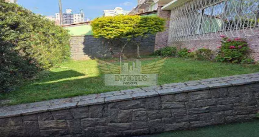 Casa Comercial com 6 Salas para Alugar, 231m² - Campestre, Santo André/SP.