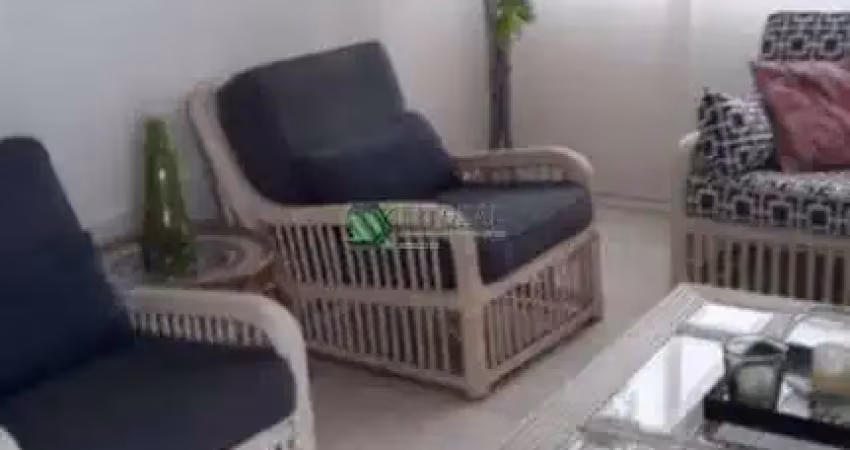 Cobertura c/ amplo terraço e churrasqueira á 400m da Praia