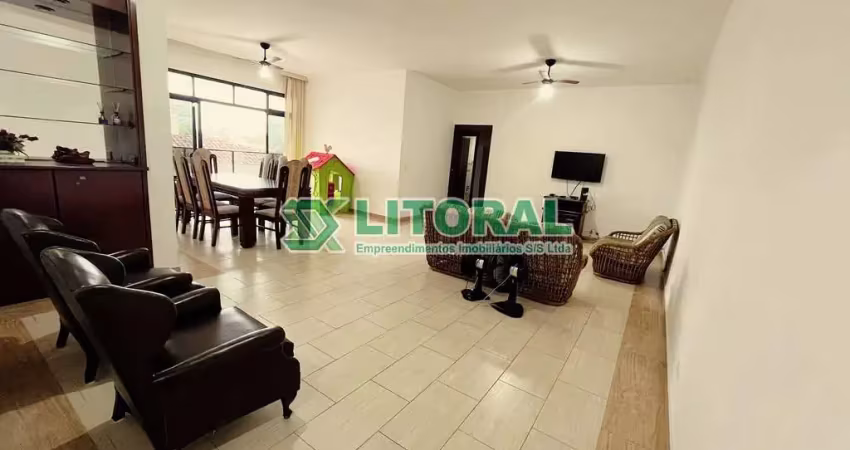 Apartamento 03 dorms 300 metros da praia da enseada!!!