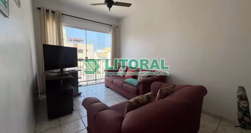 Apartamento 2 dormitorios sendo 1 suíte -150 mts da praia.