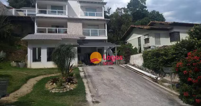 Casa à venda, 420 m² por R$ 1.800.000,00 - Pendotiba - Niterói/RJ