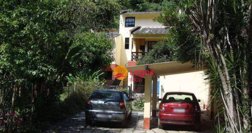 Casa triplex, em local bem arborizado, tranquilo e silencioso,  04 qts/ 01 suíte, 219 m², R$ 650.000,00 - Pendotiba - Niterói/RJ