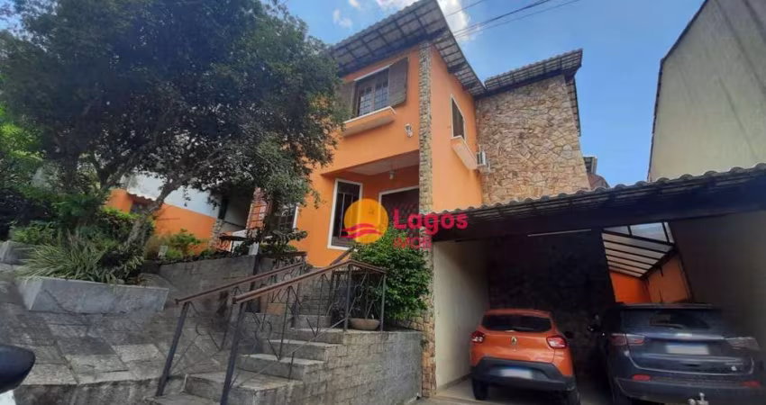 Casa com 3 dormitórios à venda, 206 m² por R$ 715.000,00 - Centro - São Gonçalo/RJ