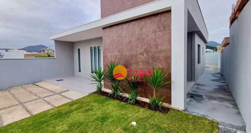 Casa com 3 dormitórios à venda, 100 m² por R$ 470.000,00 - Ubatiba - Maricá/RJ