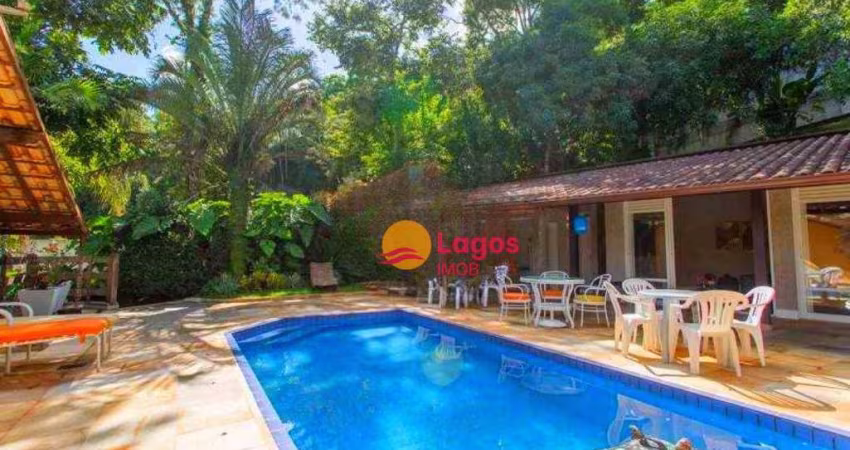 Casa com 3 dormitórios à venda, 300 m² por R$ 950.000,00 - Pendotiba - Niterói/RJ