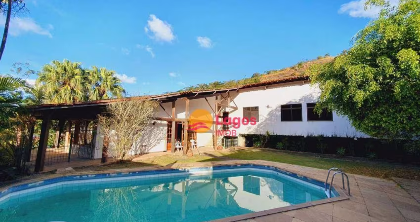 Casa com 4 dormitórios à venda, 500 m² por R$ 2.000.000,00 - Itaipu - Niterói/RJ