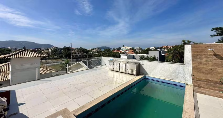 Casa à venda por R$ 2.500.000,00 - Camboinhas - Niterói/RJ