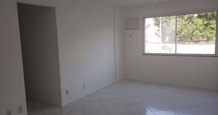 Apartamento com 2 dormitórios à venda, 56 m² por R$ 160.000,00 - Santa Bárbara - Niterói/RJ