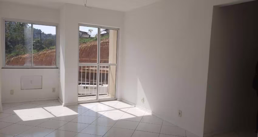 Apartamento com 2 dormitórios à venda, 62 m² por R$ 217.000,00 - Santa Bárbara - Niterói/RJ