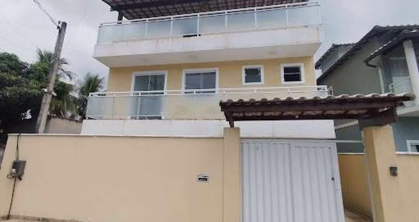 Casa com 3 dormitórios para alugar, 280 m² por R$ 3.080,00 - Itapeba - Maricá/RJ