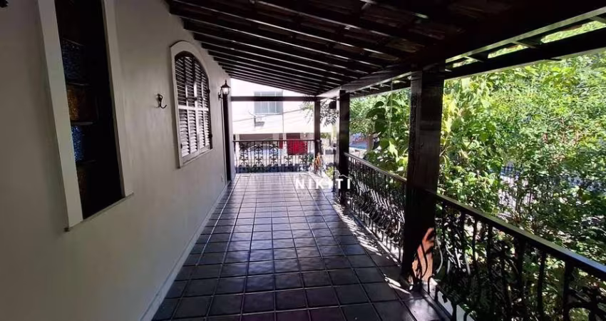 Casa com 4 dormitórios à venda, 245 m² por R$ 750.000,00 - Fonseca - Niterói/RJ