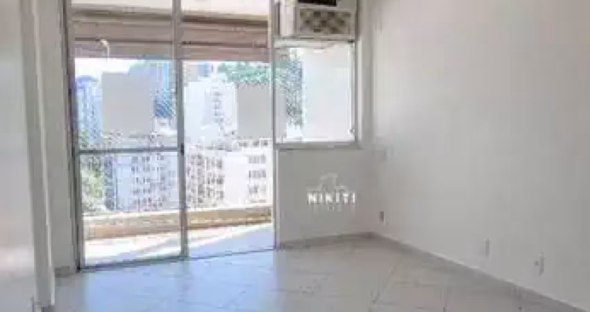 Apartamento com 2 dormitórios à venda, 67 m² por R$ 650.000,00 - Icaraí - Niterói/RJ