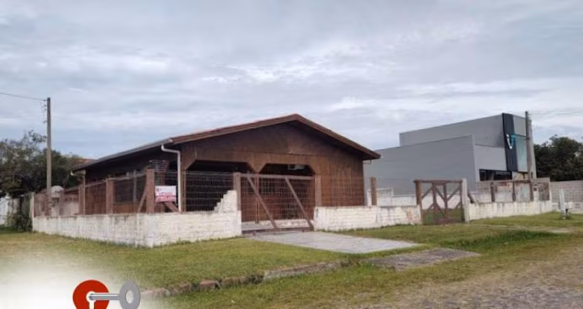 EXCELENTE ÁREA DE ESQUINA PROXIMO AO HOSPITAL
