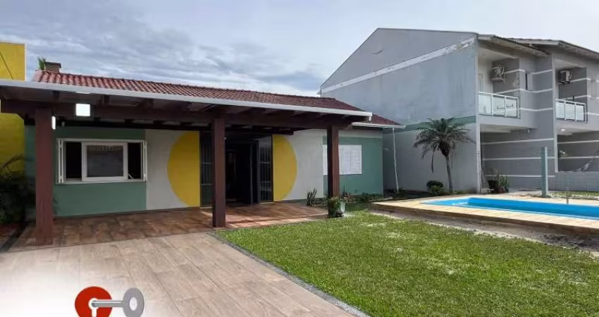CASA LOCALIZADA EM IMBÉ
