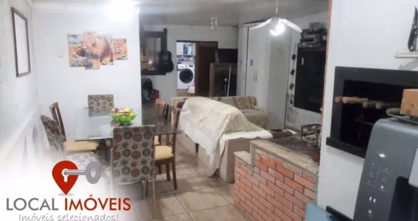 CASA LOCALIZADA NO BAIRRO INDIANÓPOLIS