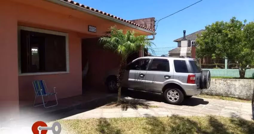 CASA MOBILIADA COM 3 DORMITÓRIOS NO BAIRRO ZONA NOVA EM TRAMANDAÍ