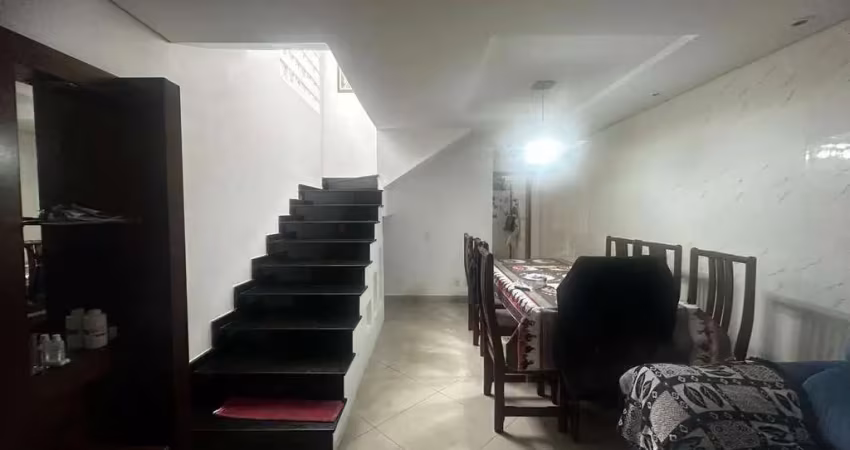 Sobrado com 4 dormitórios à venda, 287 m² por r$ 850.000,00 - taboão - diadema/sp