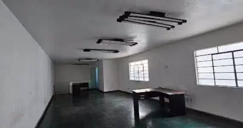 Barracão / Galpão / Depósito com 3 salas para alugar na Rua Rodrigo, 109, Serraria, Diadema