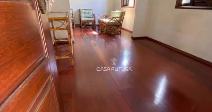 Casa com 3 dormitórios à venda, 152 m² por R$ 790.000,00 - Vila Santa Cecília - Volta Redonda/RJ
